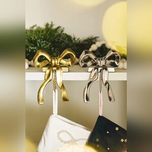 Anthropologie Bow Metal Stocking Holder Silver